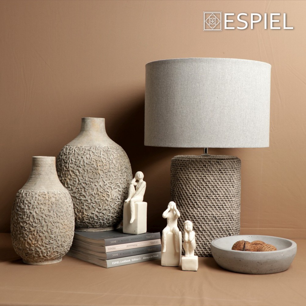 Espiel ΚΑΘΙΣΤΗ ΦΙΓΟΥΡΑ ΣΕ ΒΑΣΗ ΠΟΛΥΡΕΖ. ΛΕΥΚΟ 8Χ6Χ20,5ΕΚ