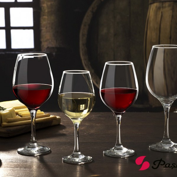 AMBER WINE FT 295CC H:18.8CM D:7.8CM P/480 GB6.OB24. (smFA)